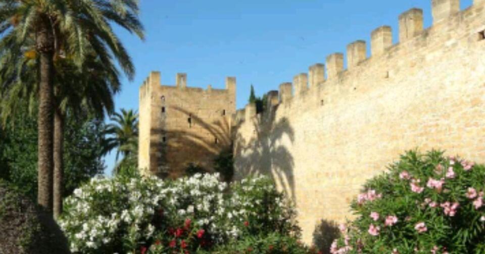הוילה אלקודיה Casa Convent מראה חיצוני תמונה